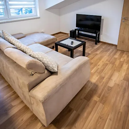 Cozyhome - Spacious And Modern Apartment Close To Vienna Strasshof an der Nordbahn Exterior photo