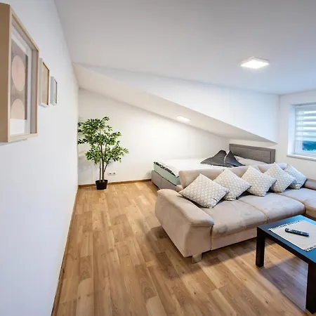 Cozyhome - Spacious And Modern Apartment Close To Vienna Strasshof an der Nordbahn Exterior photo