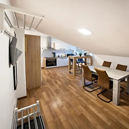 Cozyhome - Spacious And Modern Apartment Close To Vienna Strasshof an der Nordbahn Exterior photo