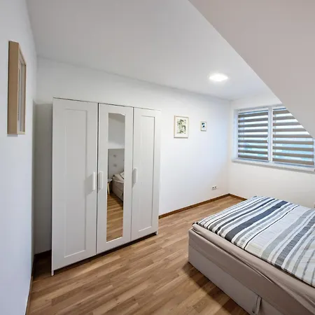 Cozyhome - Spacious And Modern Apartment Close To Vienna Strasshof an der Nordbahn Exterior photo