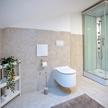 Cozyhome - Spacious And Modern Apartment Close To Vienna Strasshof an der Nordbahn Exterior photo